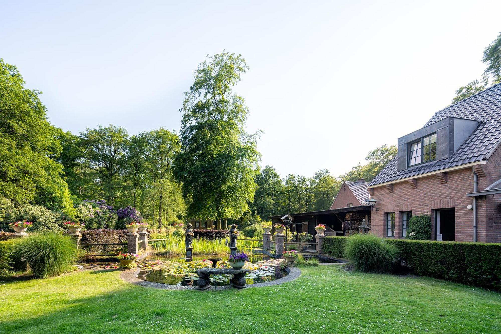 Londons Cottage 希佛萨姆 外观 照片